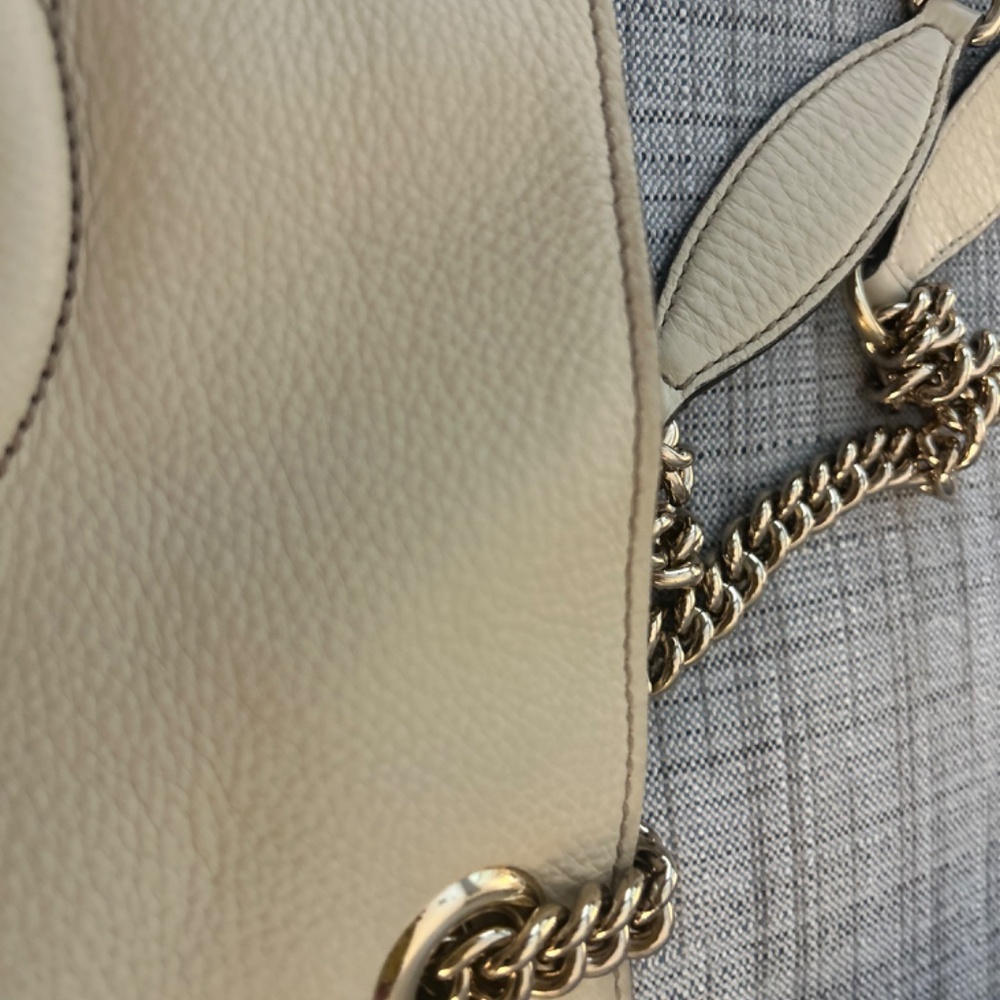 Gucci White Leather Soho Chain Tote - Picture 11 of 16